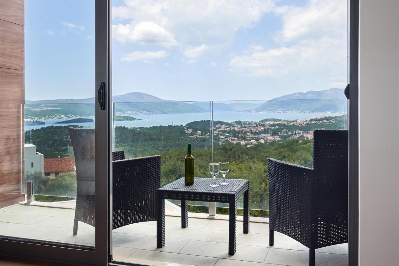 Casa Montenegro Residence Tivat Bagian luar foto